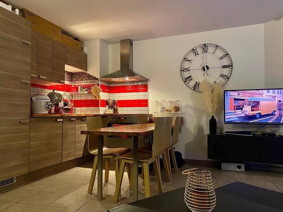 Appartamento Joli T2 Dans Annecy Esterno foto